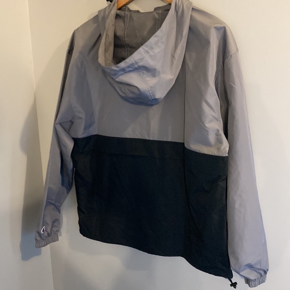 Men’s Champion Windbreaker - Picture 9 of 11